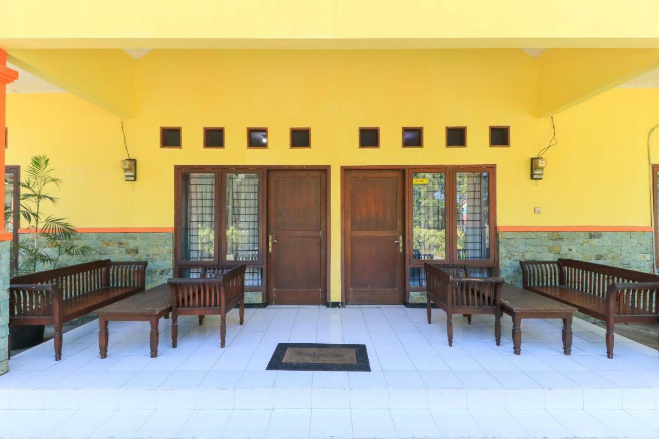Wisma tamu Wisma Bougenville 2*